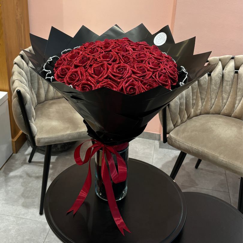 Blossom Rosenstrauß® | 𝗥𝗼𝘆𝗮𝗹-𝗚𝗹𝗶𝘁𝘇𝗲𝗿-𝗦𝘁𝗼𝗳𝗳𝗿𝗼𝘀𝗲𝗻